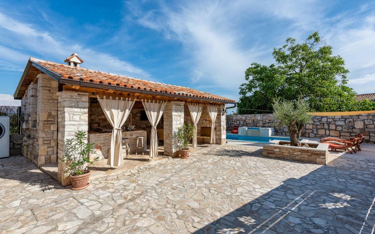 Casa Di Roccia Villa Marcana Exterior photo