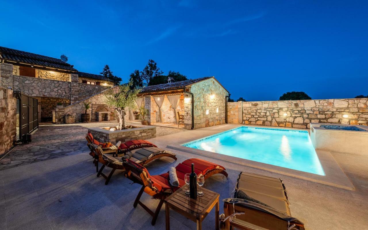 Casa Di Roccia Villa Marcana Exterior photo